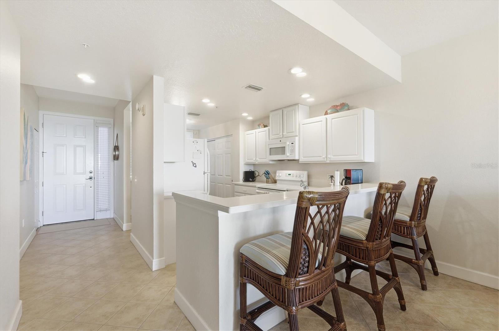 Image 13 of 36 For 13313 Gasparilla Road C302