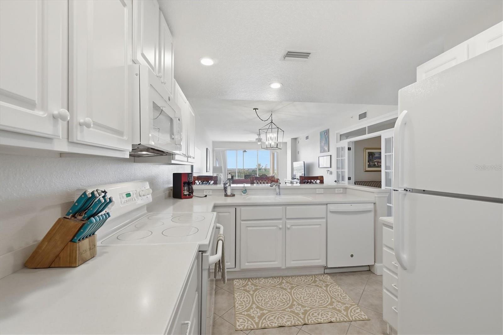 Image 15 of 36 For 13313 Gasparilla Road C302