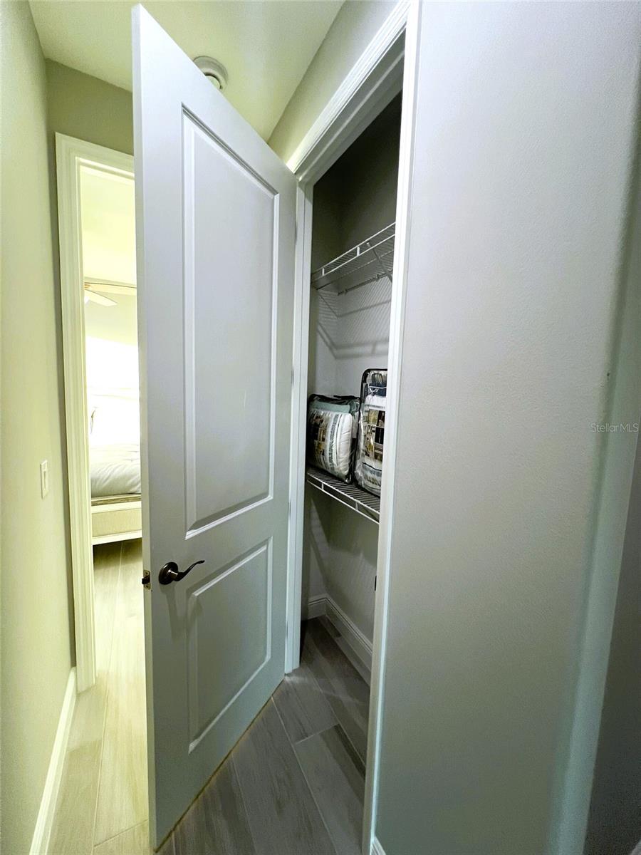 Image 26 of 49 For 250 Rotonda Boulevard E