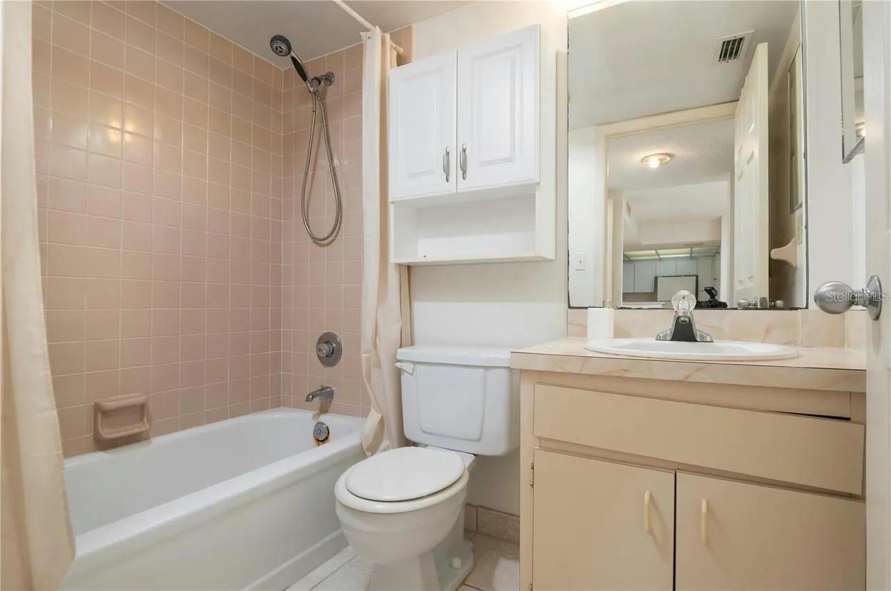 Image 8 of 13 For 3006 Caring Way 328