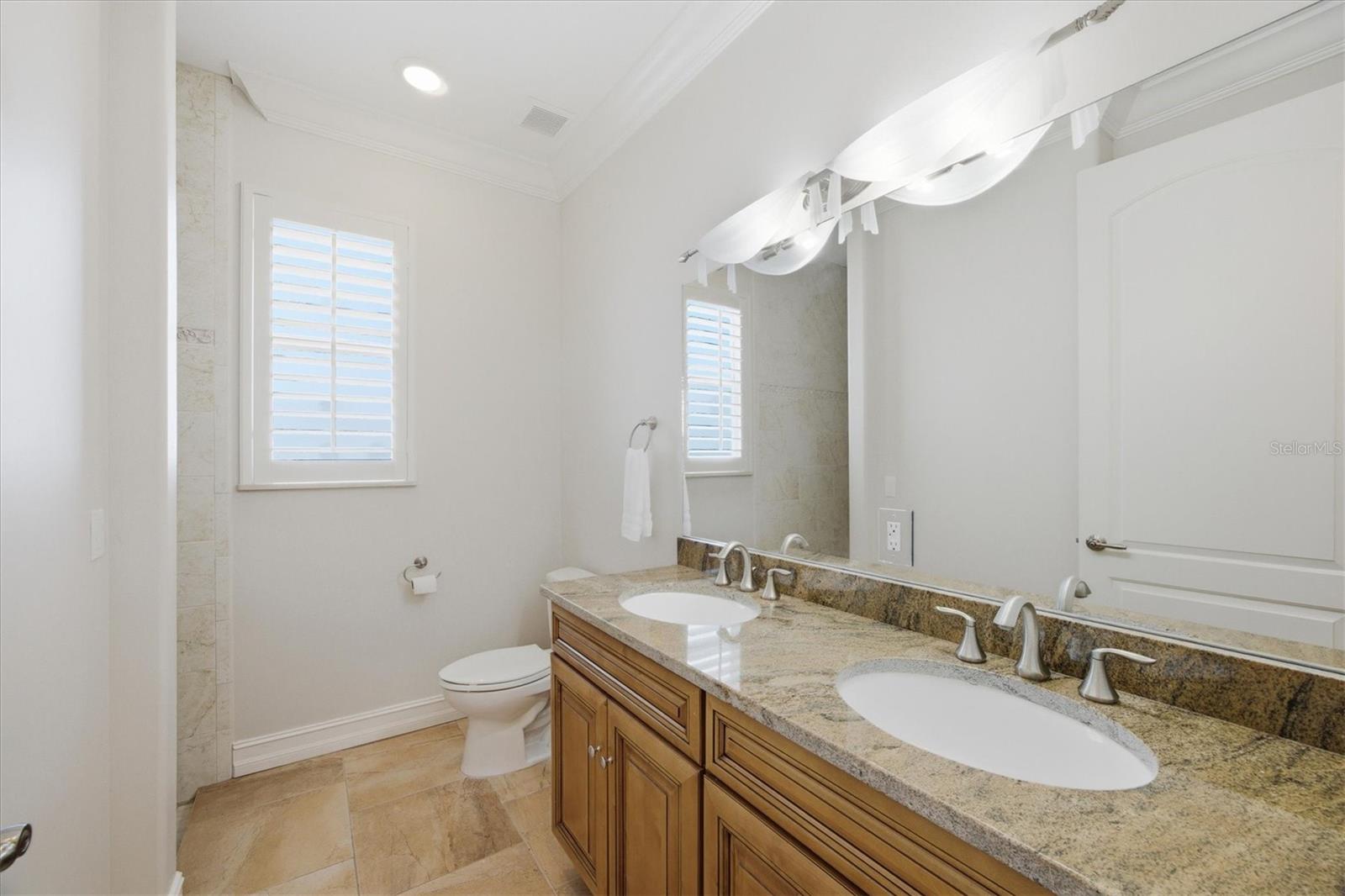 Image 23 of 65 For 15140 Alsask Circle