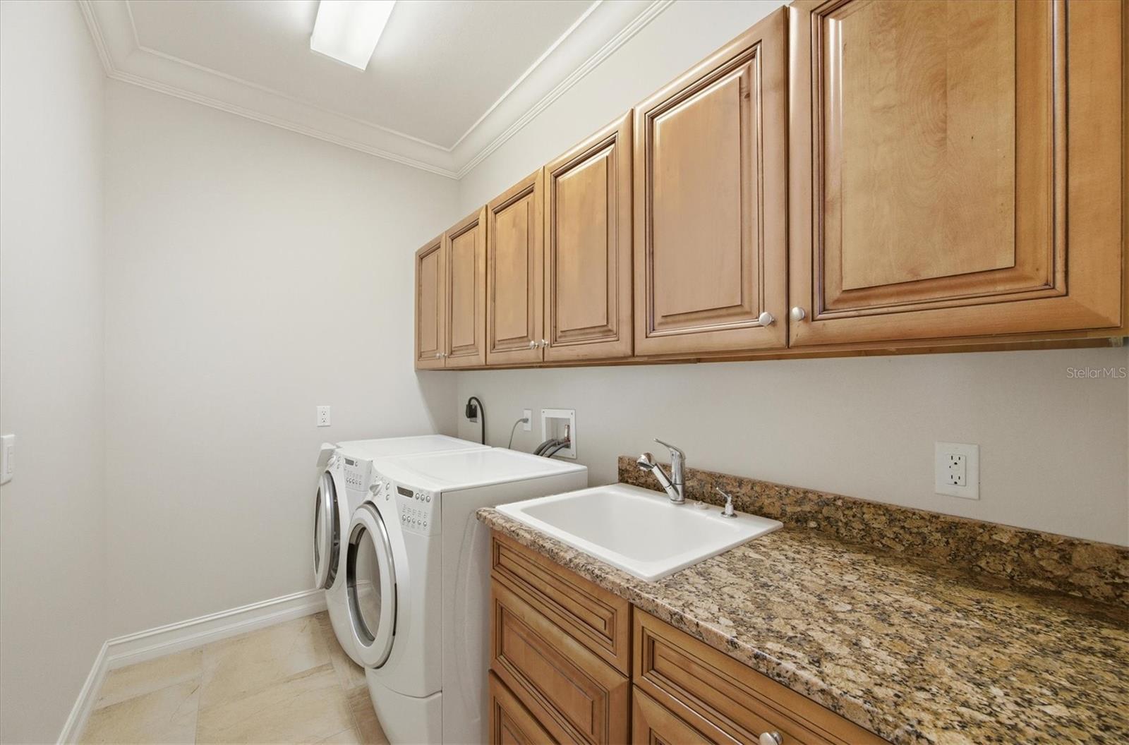 Image 27 of 65 For 15140 Alsask Circle