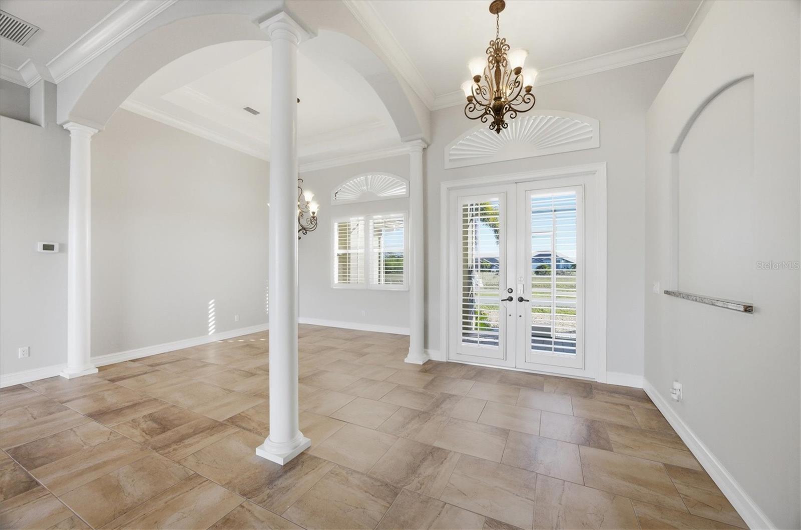 Image 5 of 65 For 15140 Alsask Circle