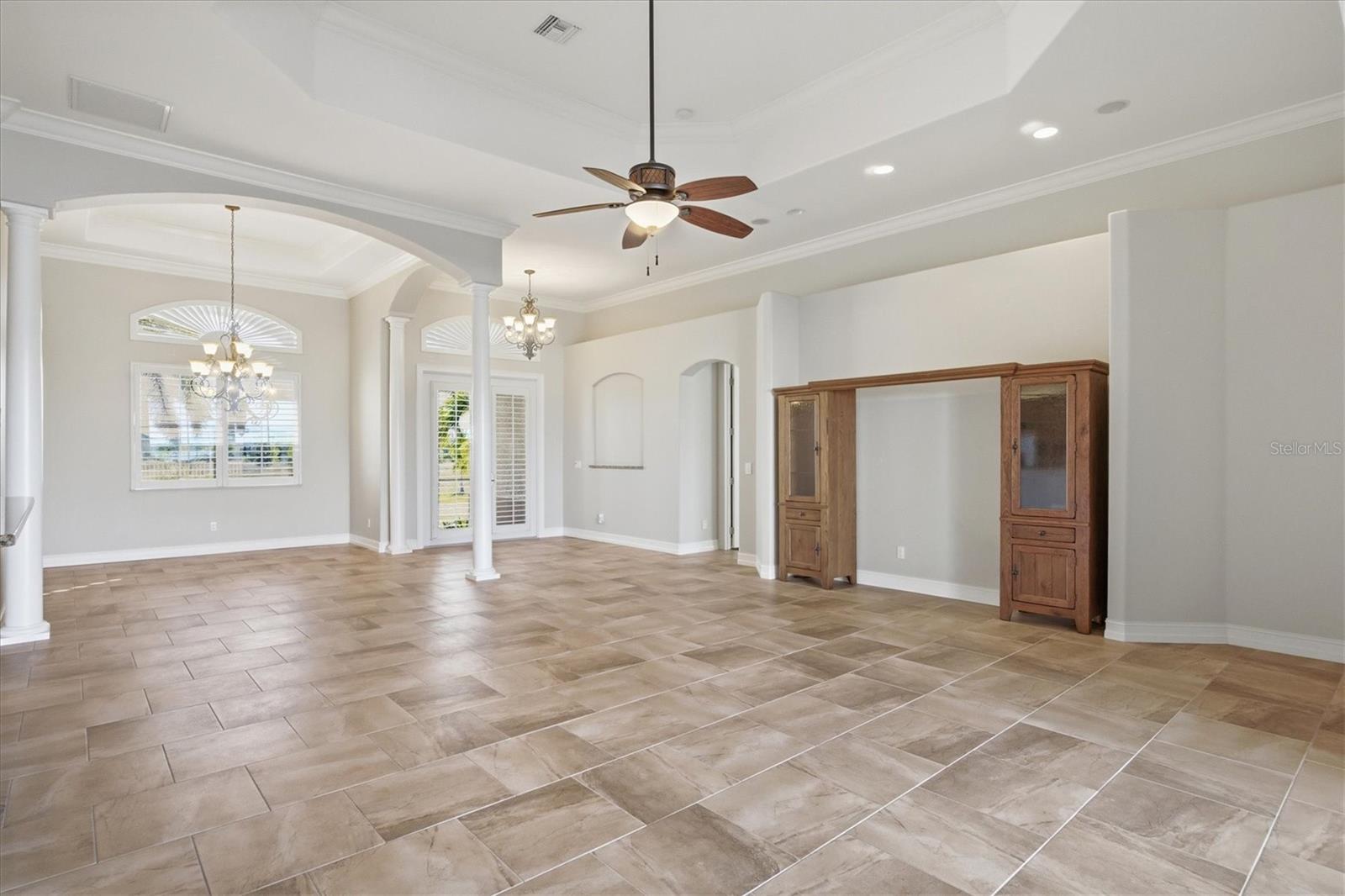 Image 7 of 65 For 15140 Alsask Circle