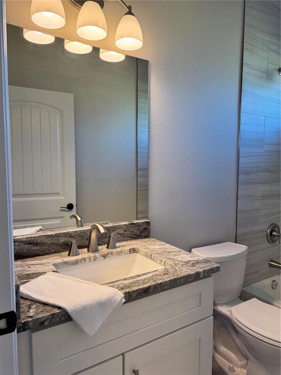 Image 41 of 47 For 720 Redbud Court