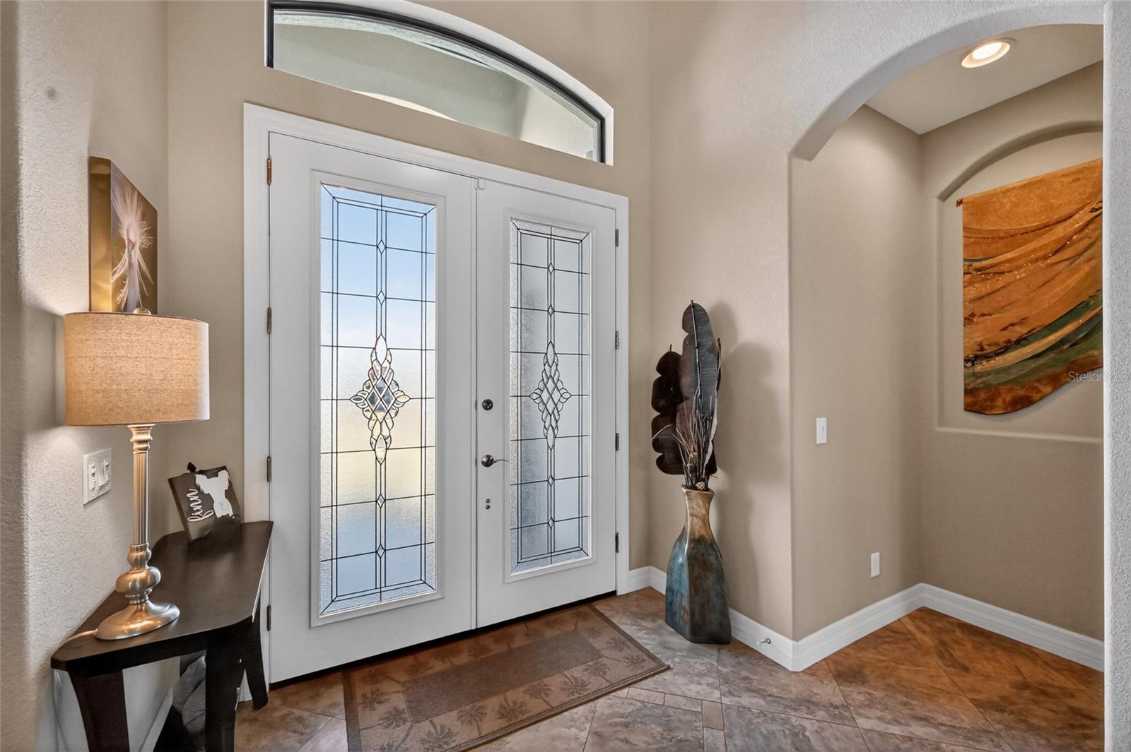 Image 10 of 47 For 8 Windward Road