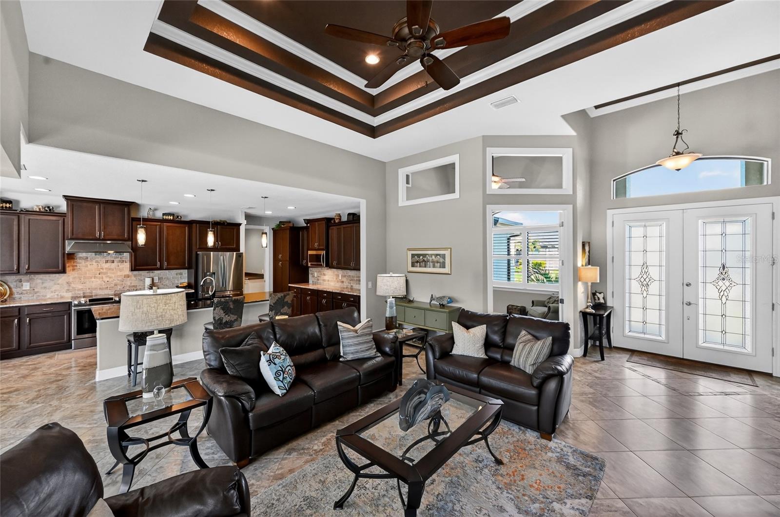 Image 15 of 47 For 8 Windward Road