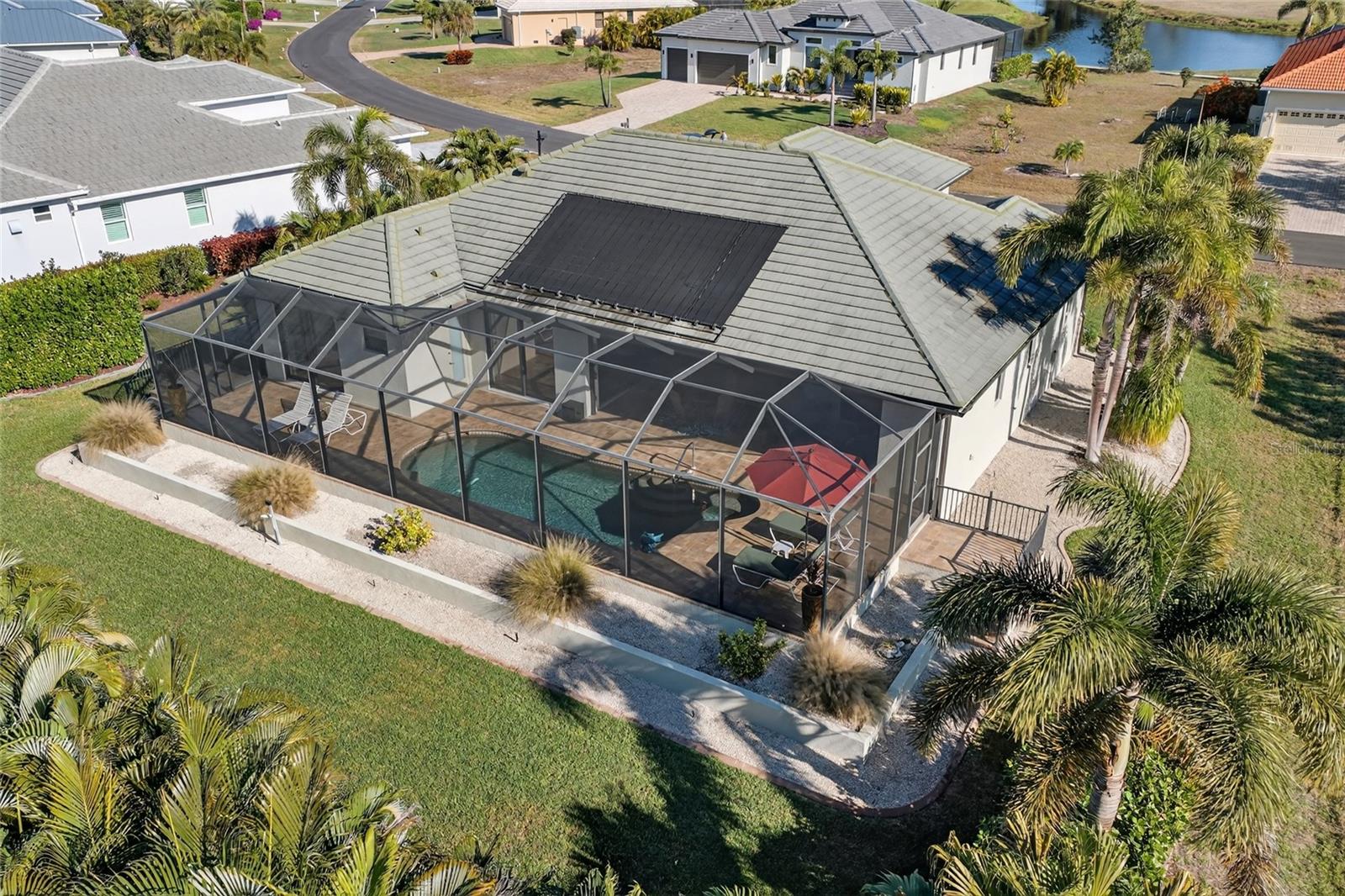 Image 5 of 47 For 8 Windward Road