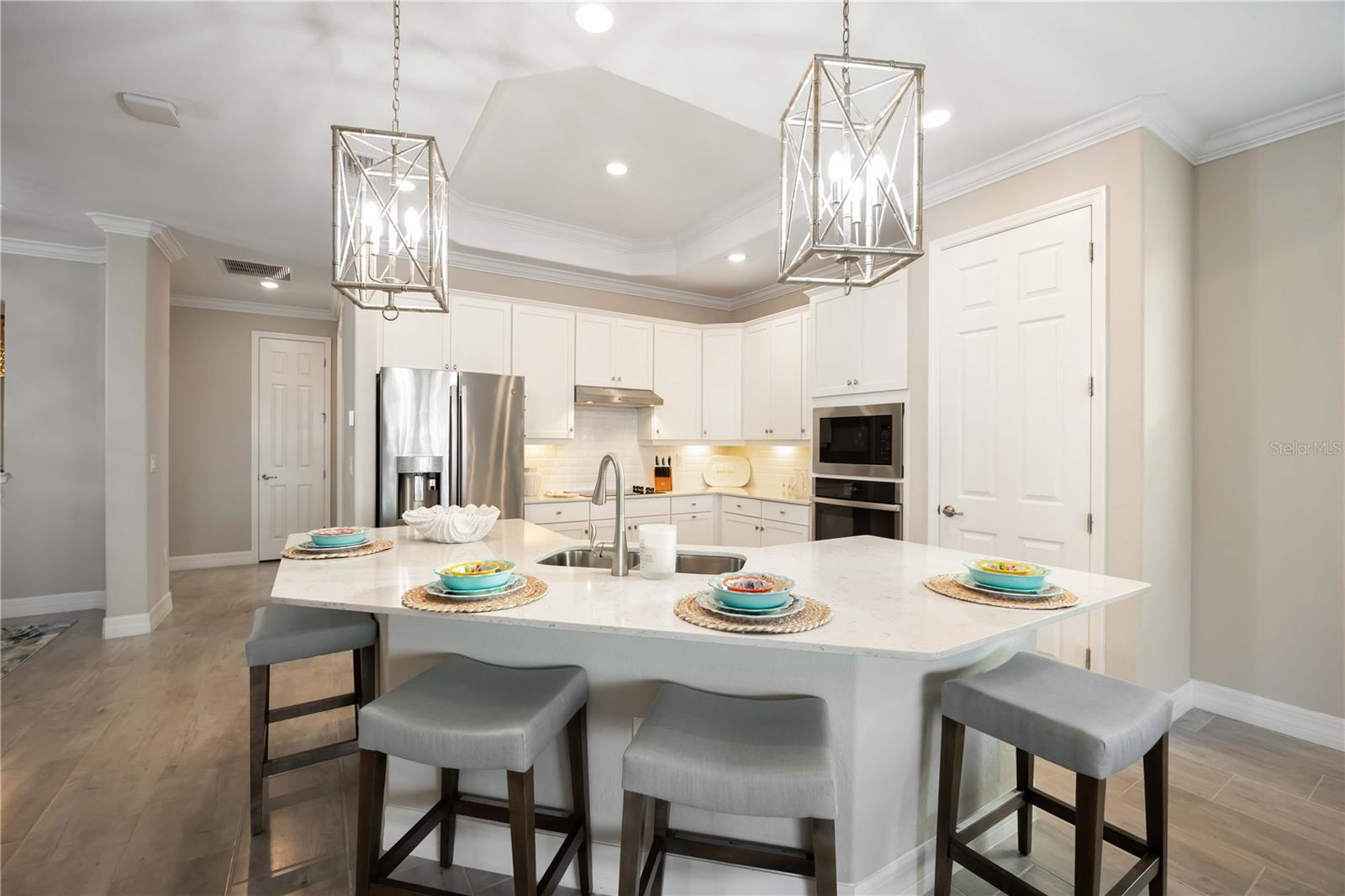 Image 27 of 96 For 23475 Waverly Circle