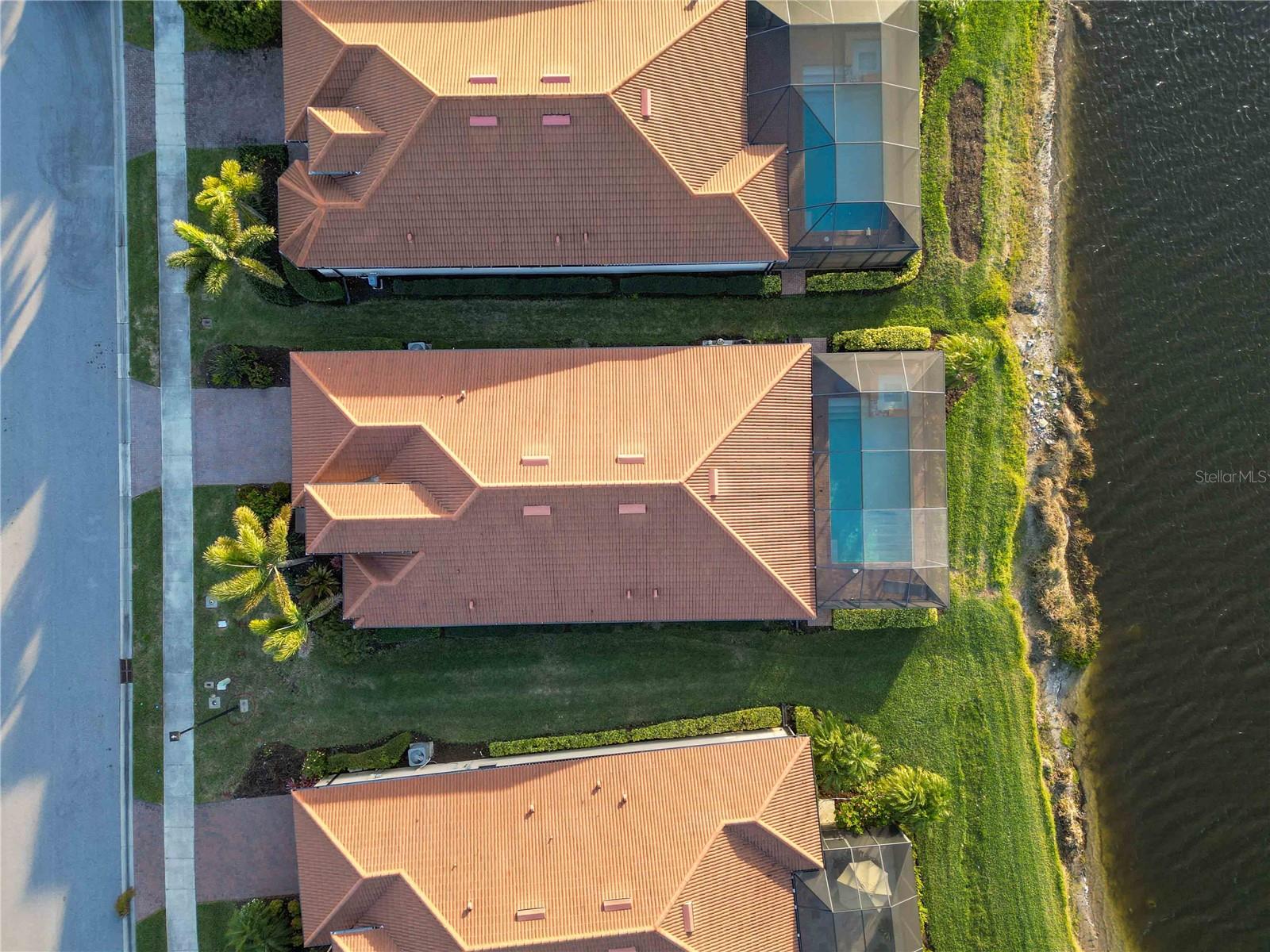 Image 55 of 96 For 23475 Waverly Circle