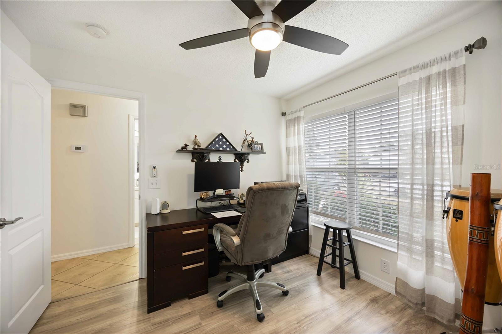 Image 31 of 53 For 271 Fareham Drive