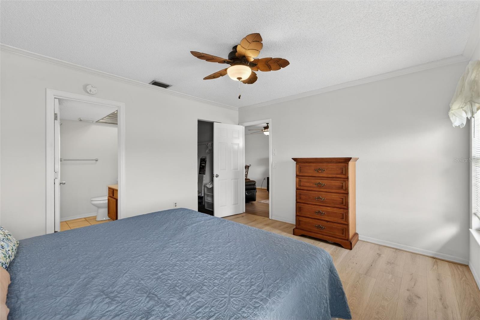 Image 14 of 28 For 6699 San Casa Drive L4