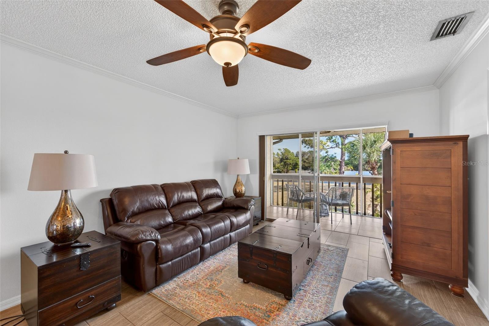 Image 7 of 28 For 6699 San Casa Drive L4