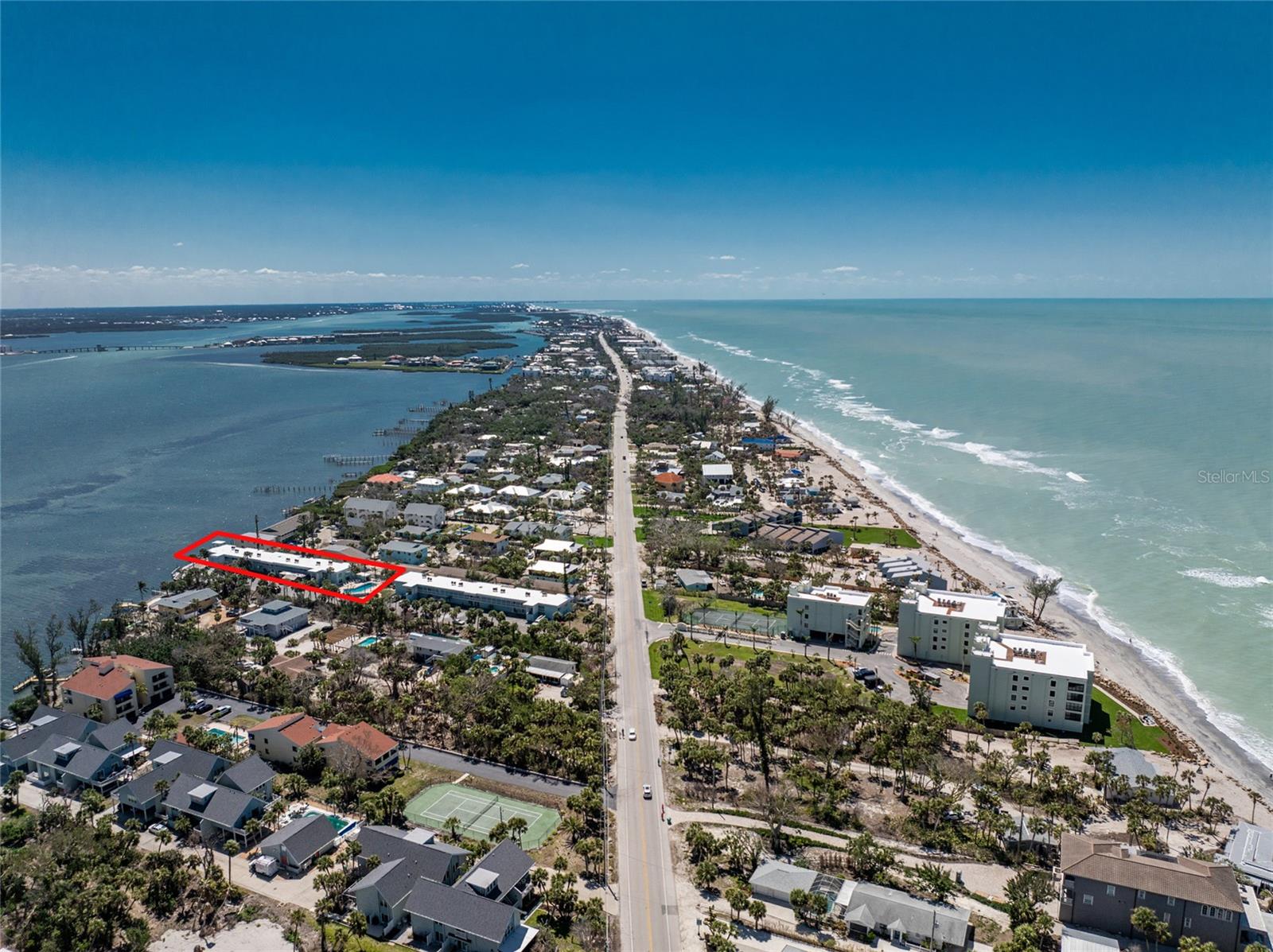 Image 30 of 38 For 5055 Beach Road 208