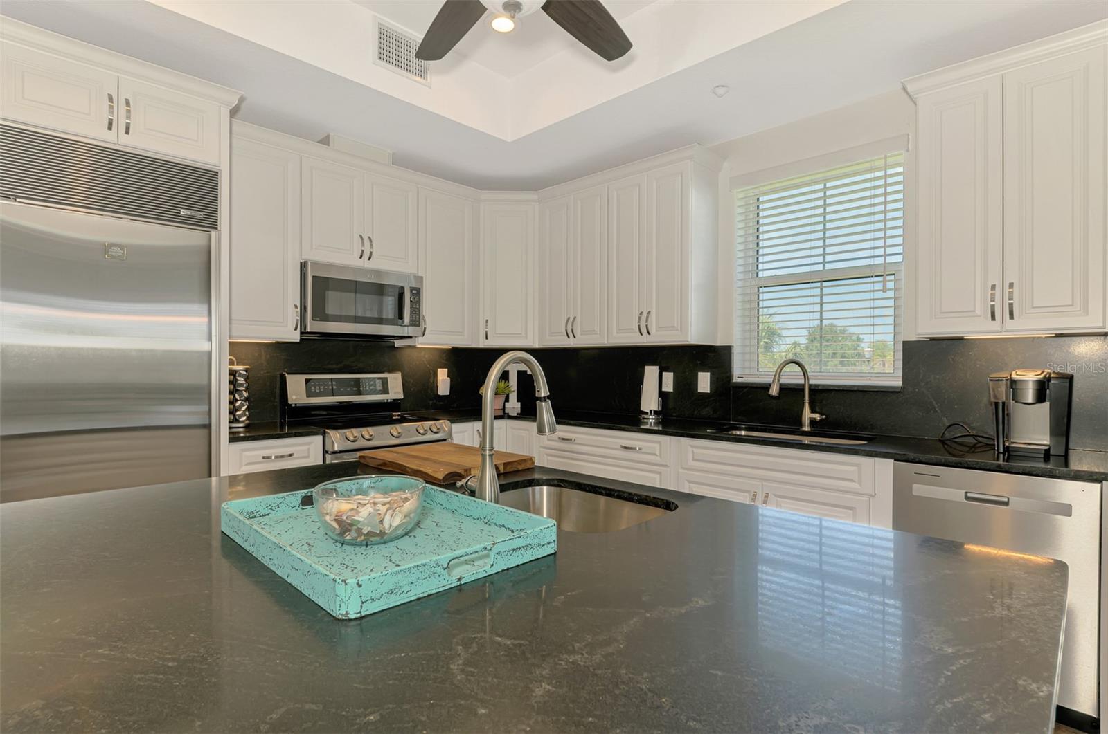 Image 11 of 89 For 10411 Coral Landings Lane 85