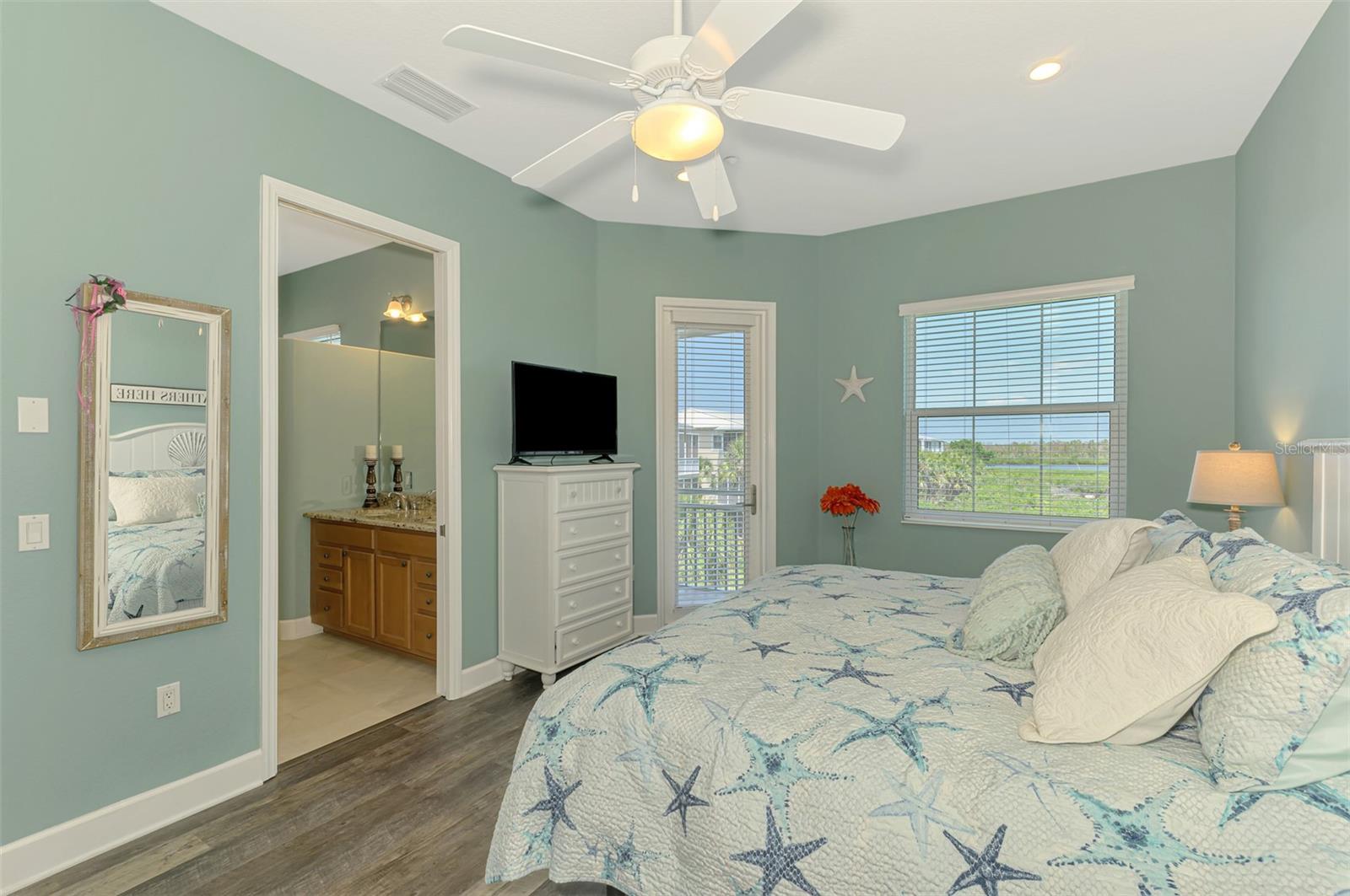 Image 31 of 89 For 10411 Coral Landings Lane 85