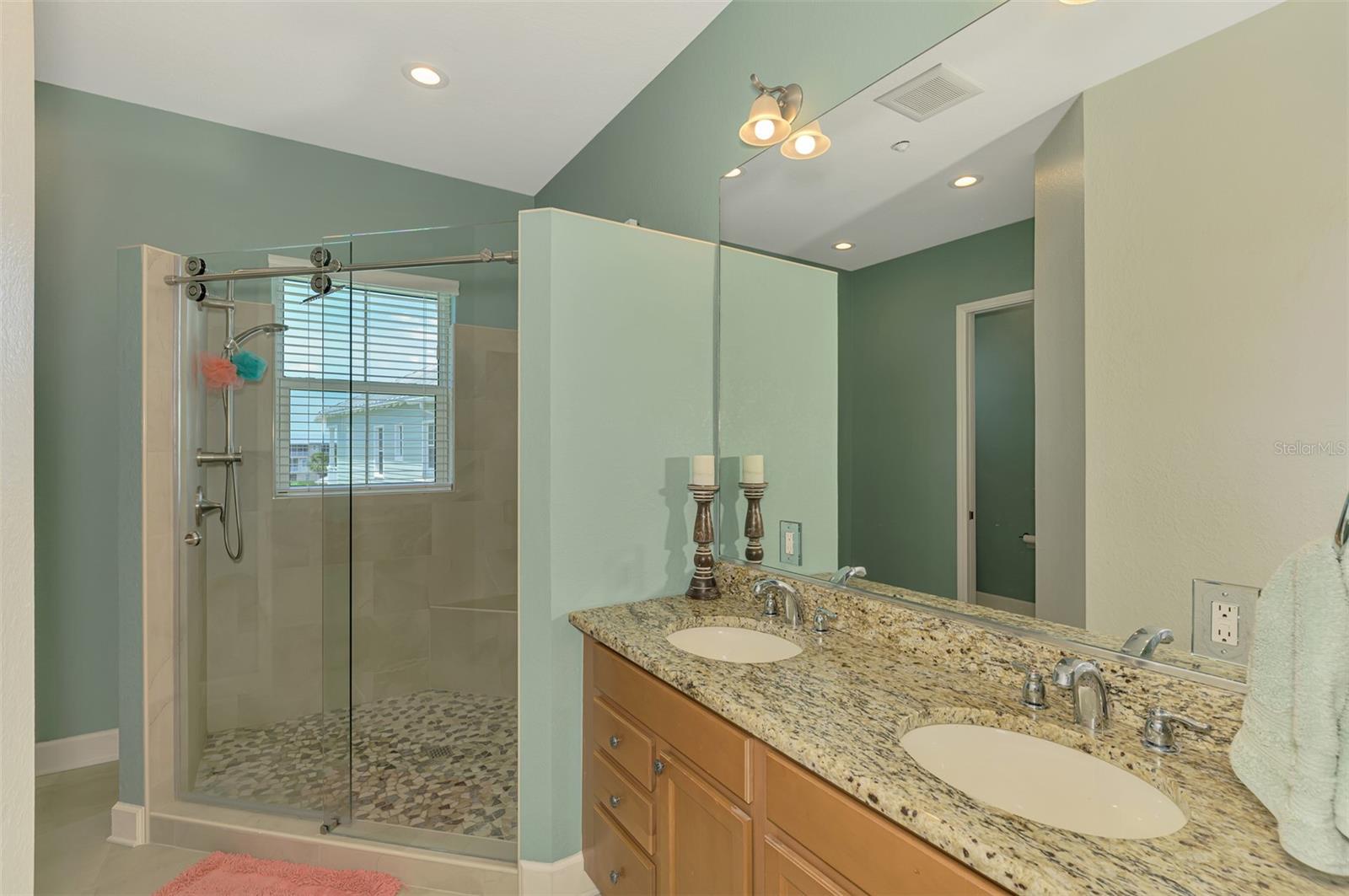 Image 43 of 89 For 10411 Coral Landings Lane 85