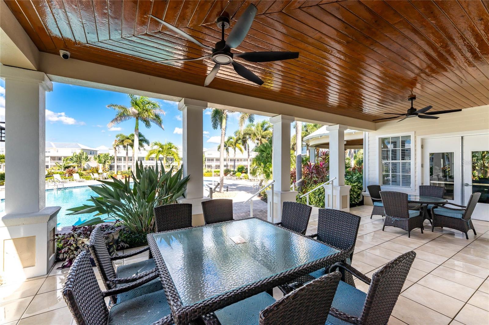 Image 70 of 89 For 10411 Coral Landings Lane 85