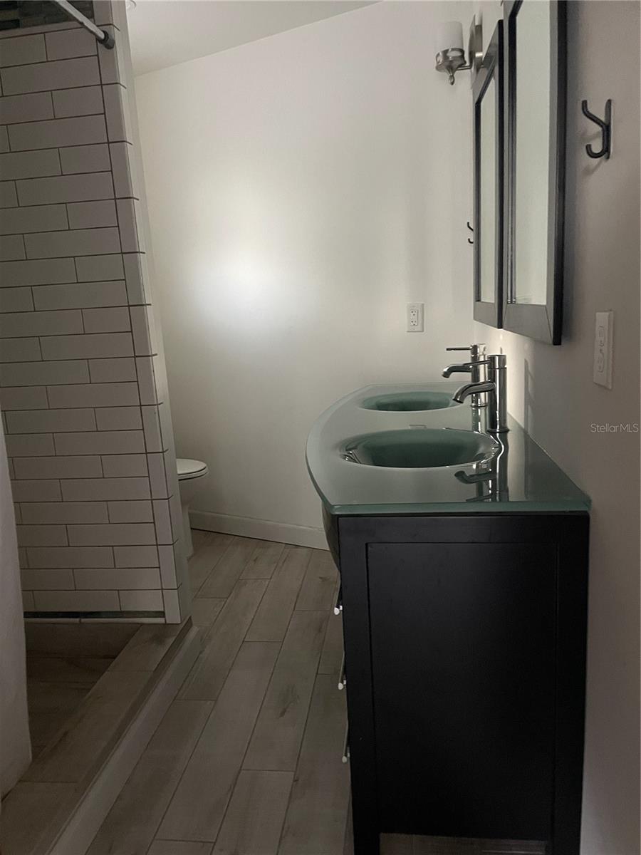 Image 11 of 26 For 7215 Manasota Key Road A