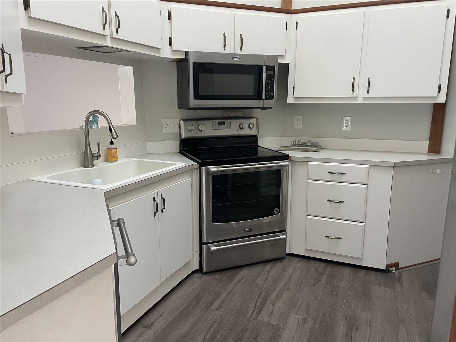 Image 7 of 26 For 7215 Manasota Key Road A