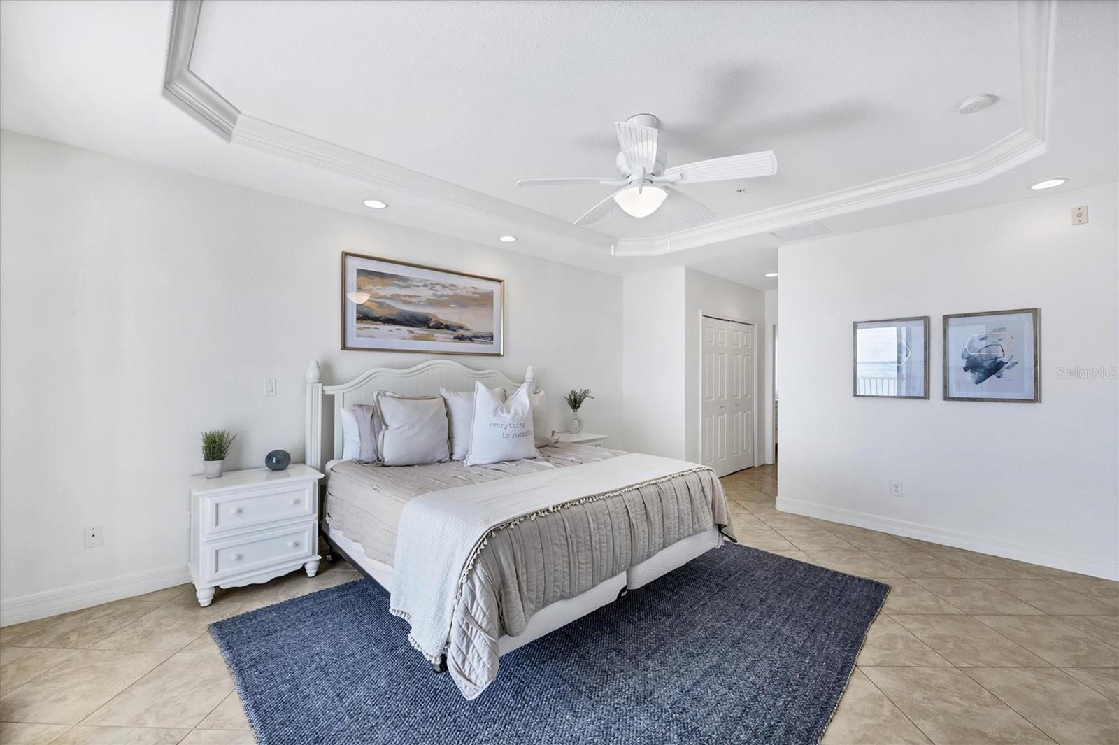 Image 19 of 47 For 2770 Beach Road 303