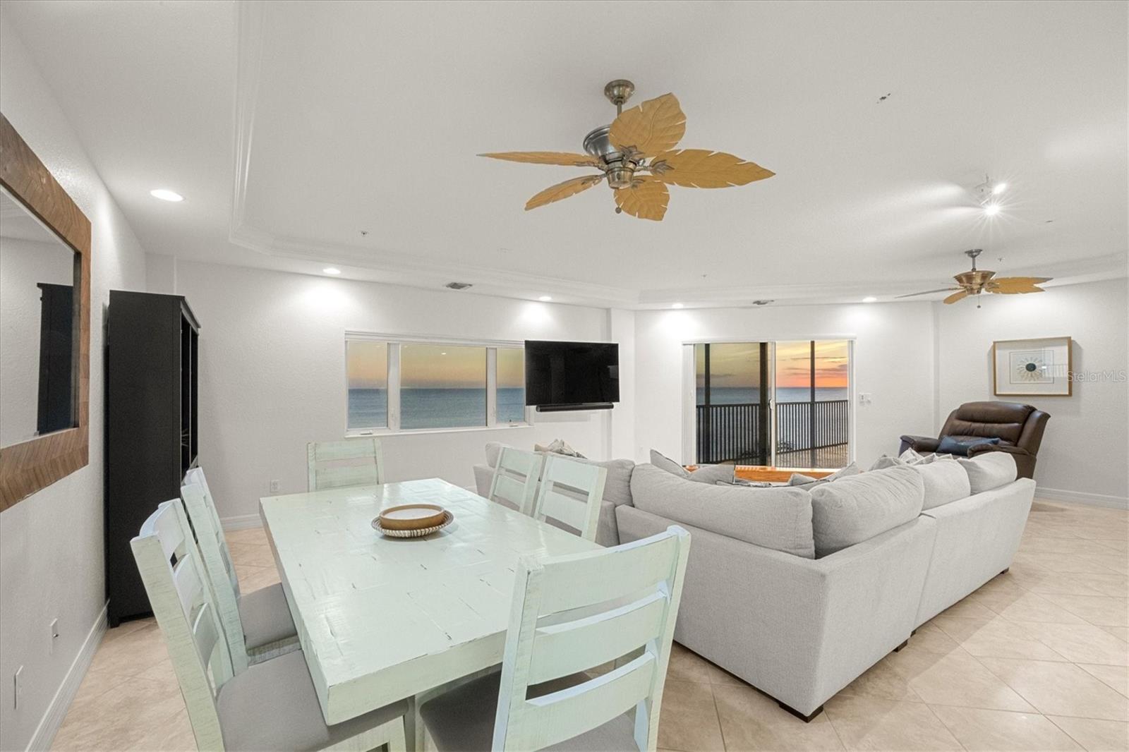 Image 3 of 47 For 2770 Beach Road 303