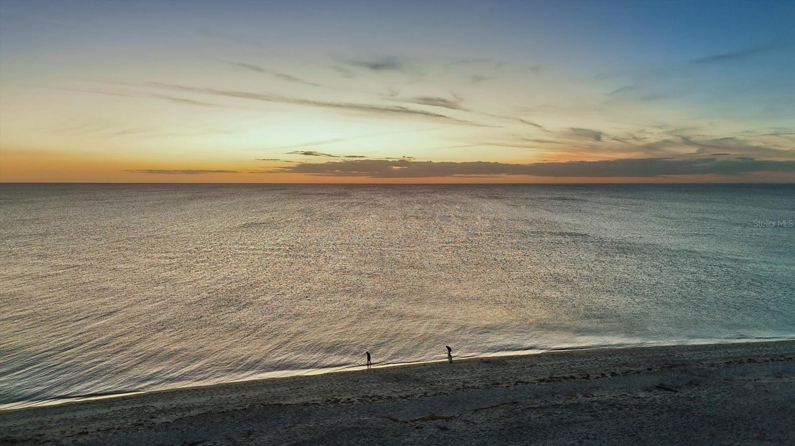 Image 43 of 47 For 2770 Beach Road 303