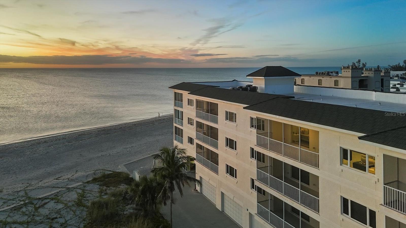 Image 46 of 47 For 2770 Beach Road 303