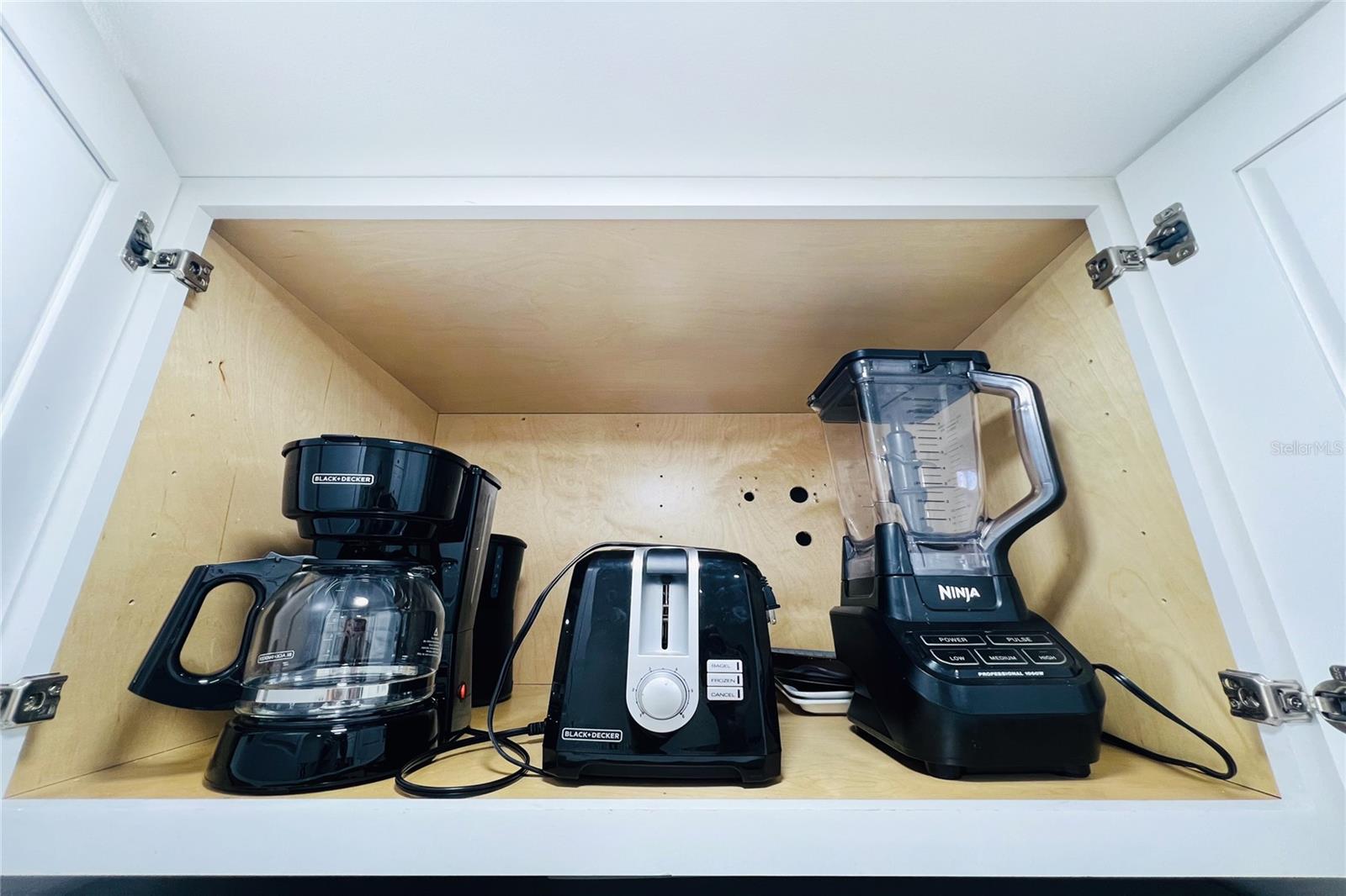 Image 38 of 75 For 5041 Beach Road 4a And 4b