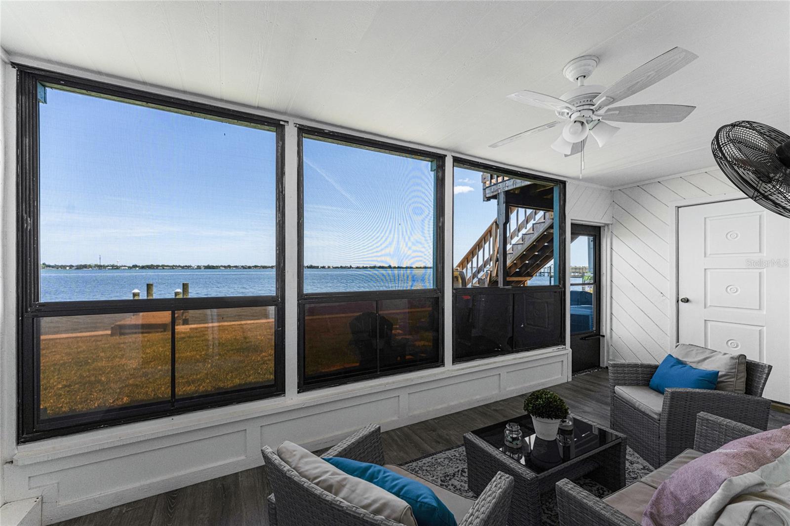 Image 63 of 75 For 5041 Beach Road 4a And 4b