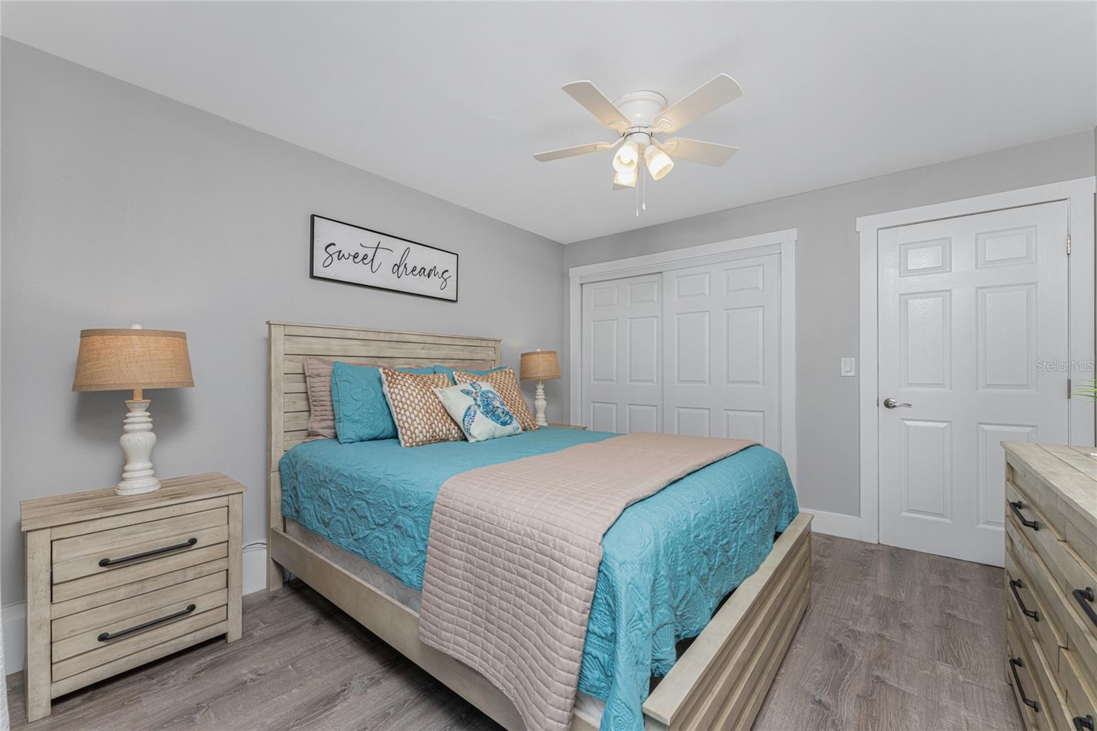 Image 73 of 75 For 5041 Beach Road 4a And 4b