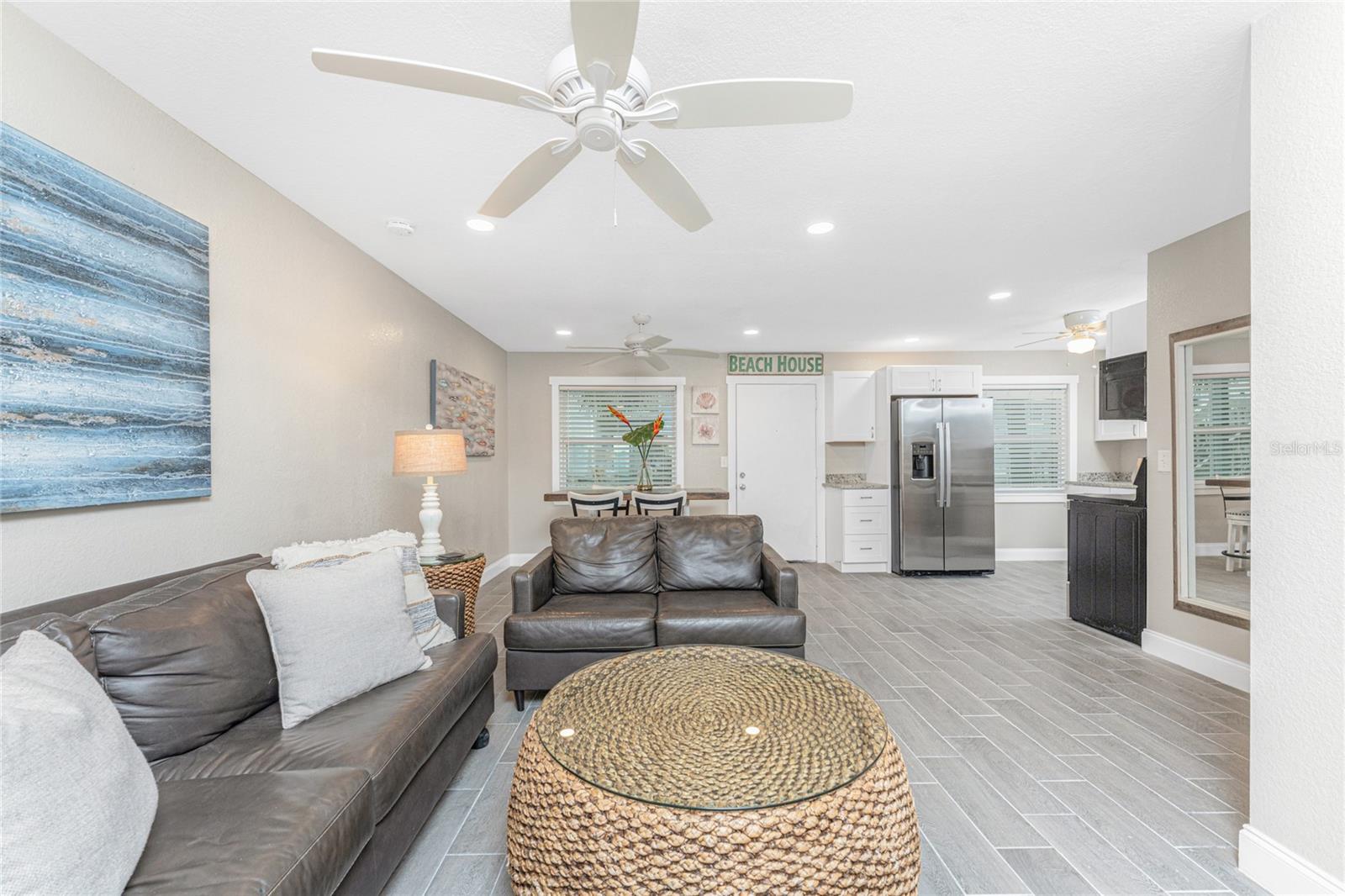 Image 13 of 52 For 5041 Beach Road 3a And 3b