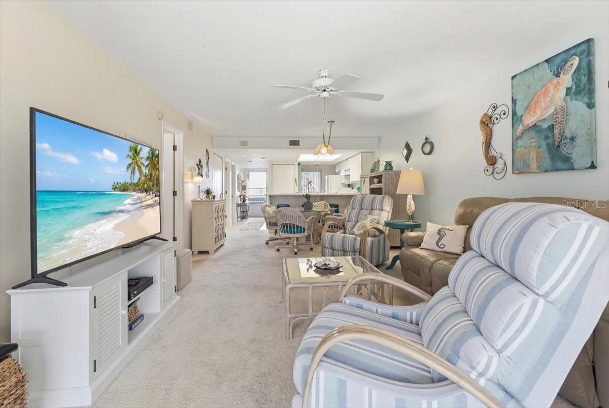 Image 13 of 33 For 6800 Placida Road 192