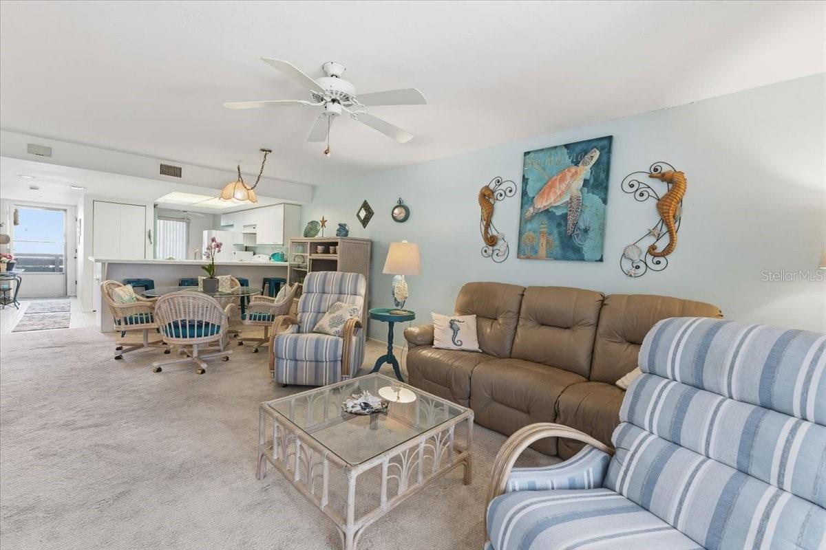 Image 14 of 33 For 6800 Placida Road 192