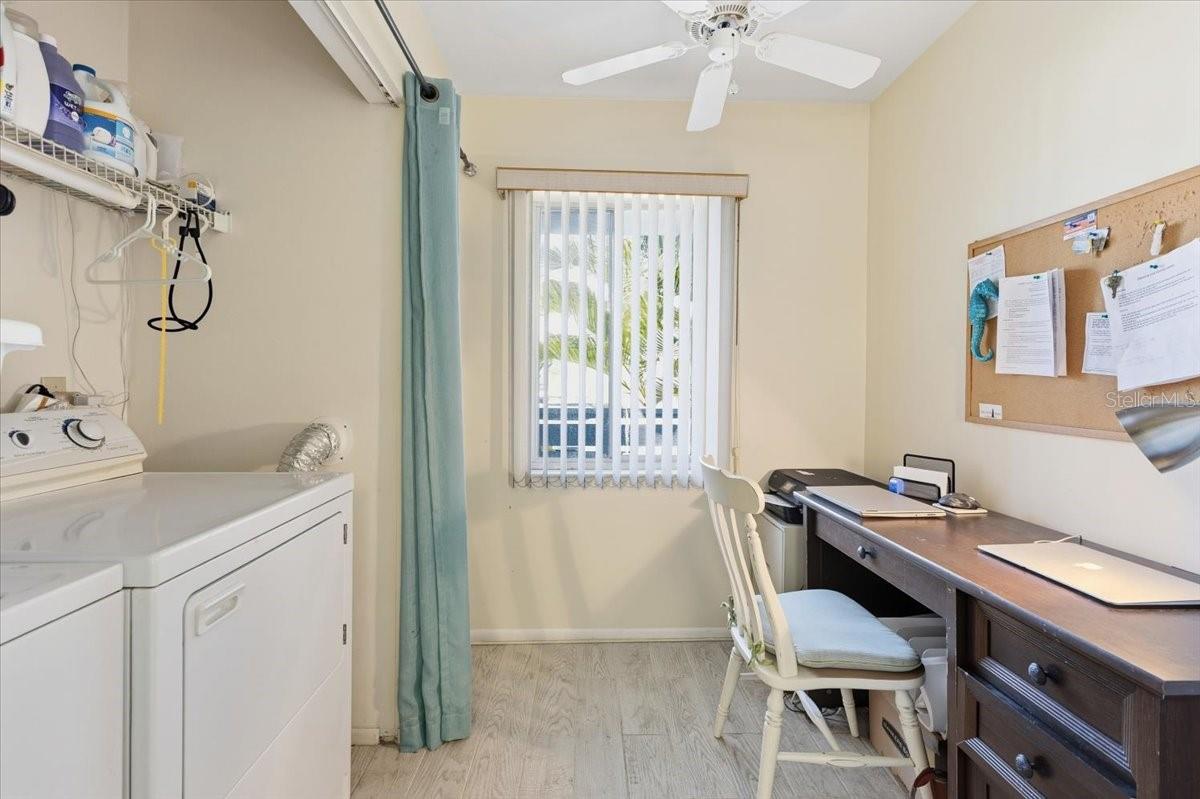 Image 8 of 33 For 6800 Placida Road 192