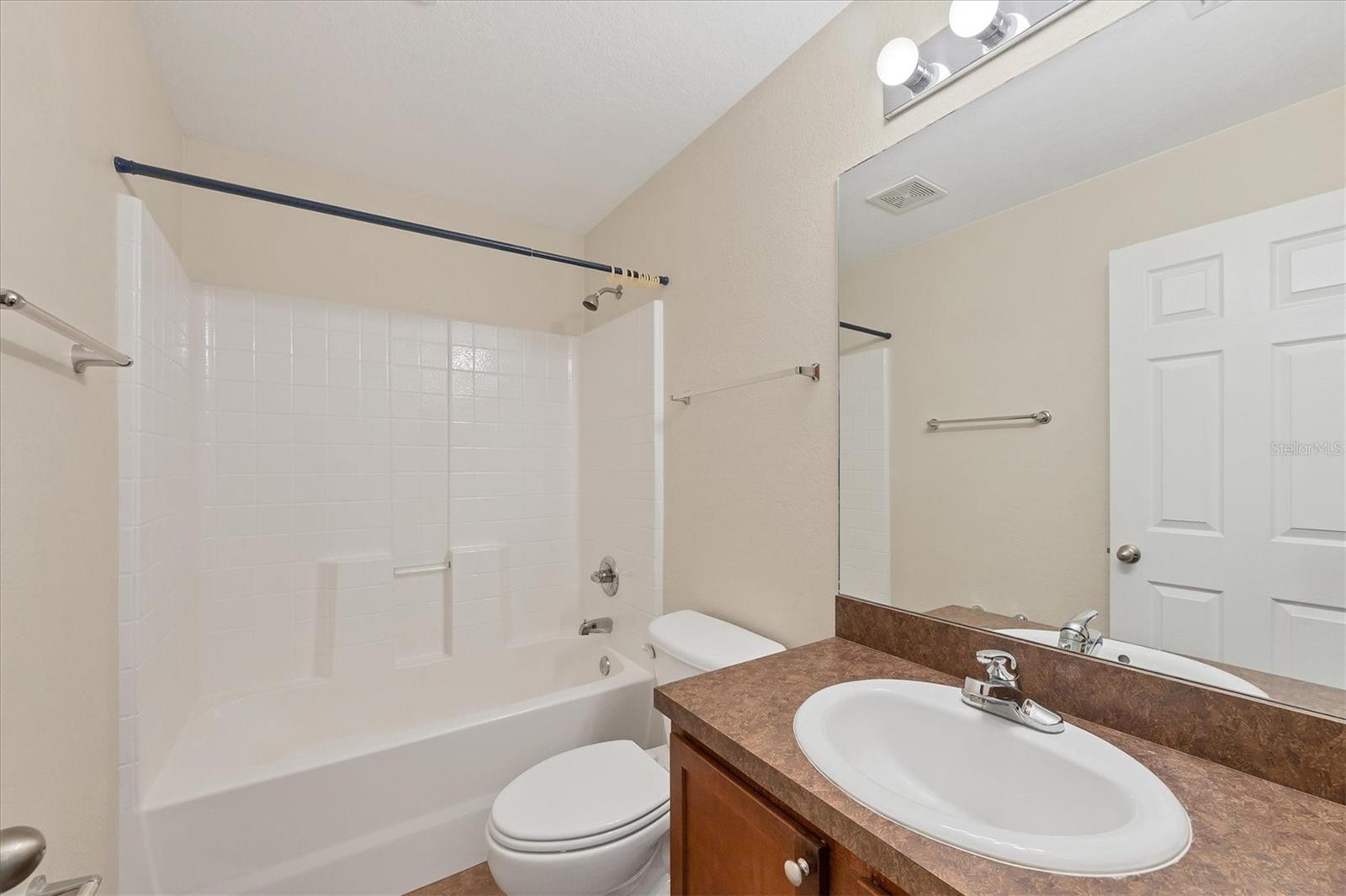 Image 22 of 57 For 13452 High Springs Avenue