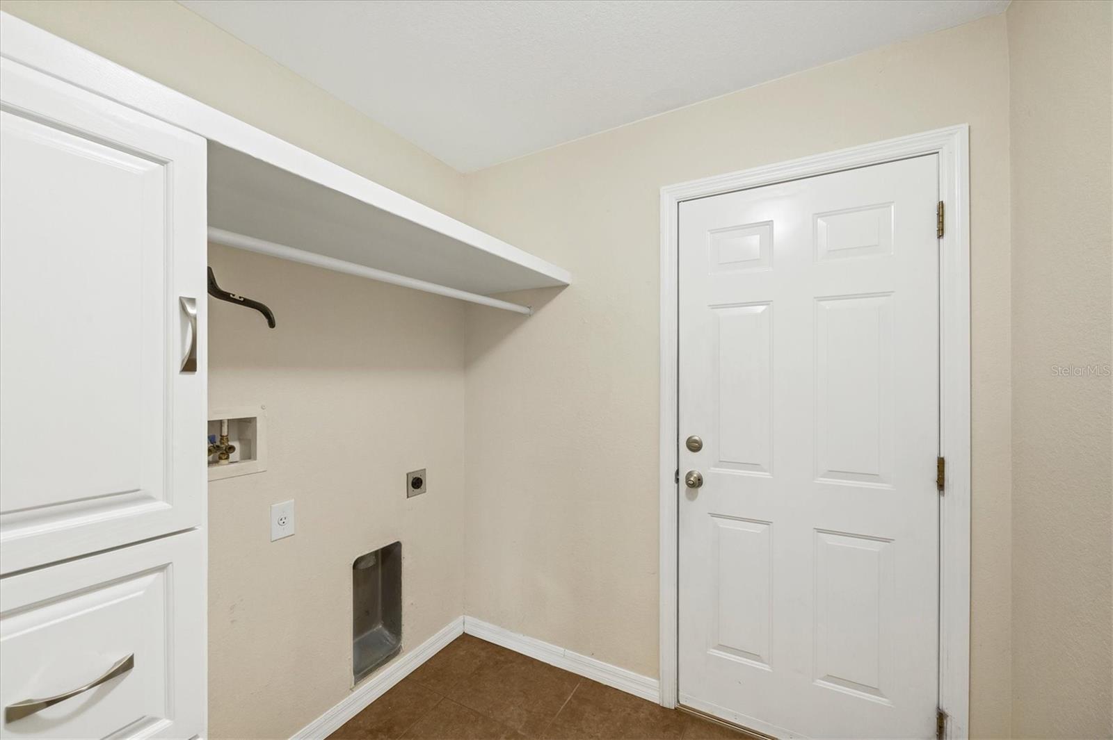 Image 28 of 57 For 13452 High Springs Avenue