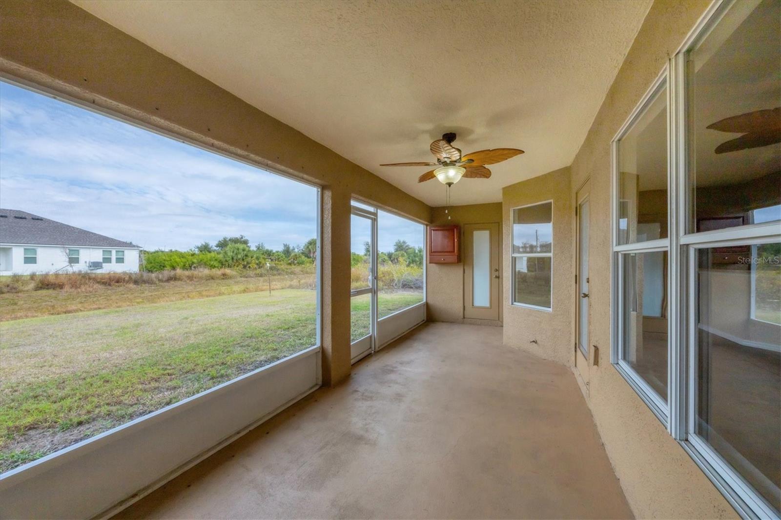 Image 29 of 57 For 13452 High Springs Avenue