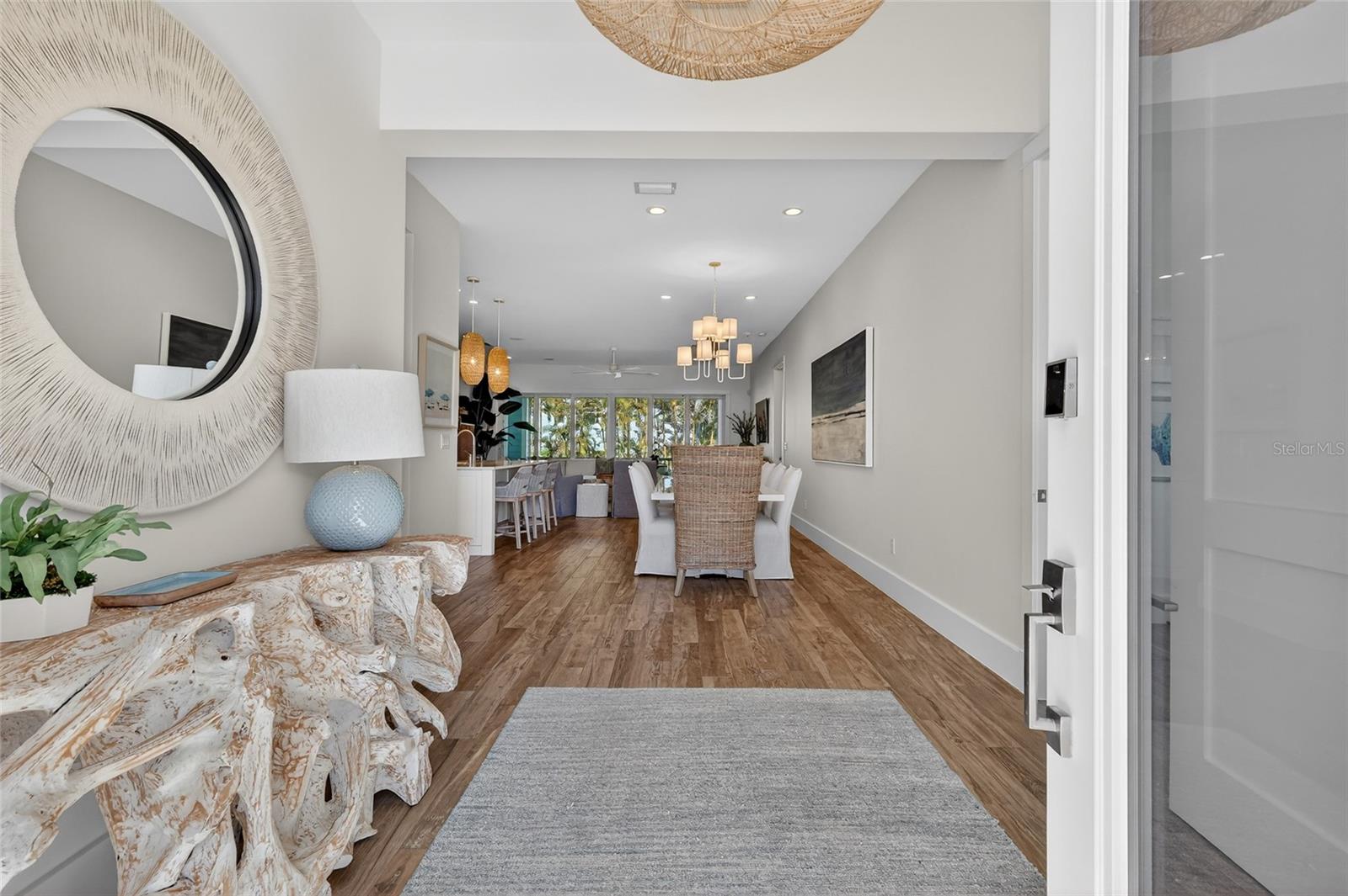 Image 4 of 44 For 261 Seabreeze Court