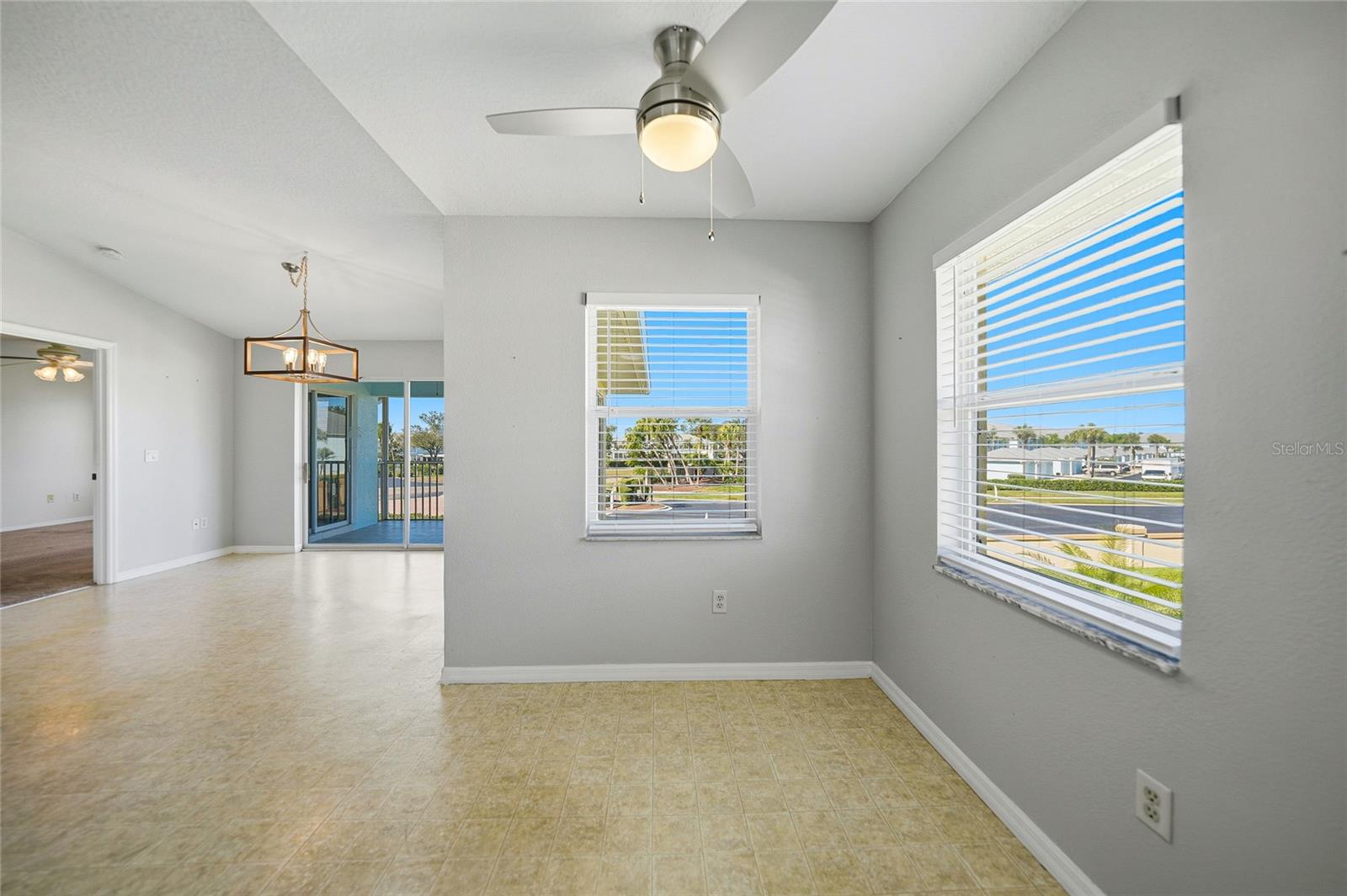 Image 13 of 51 For 5800 Sabal Trace Drive 1202