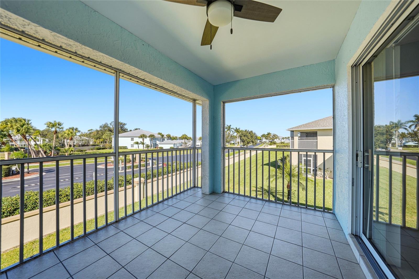 Image 35 of 51 For 5800 Sabal Trace Drive 1202