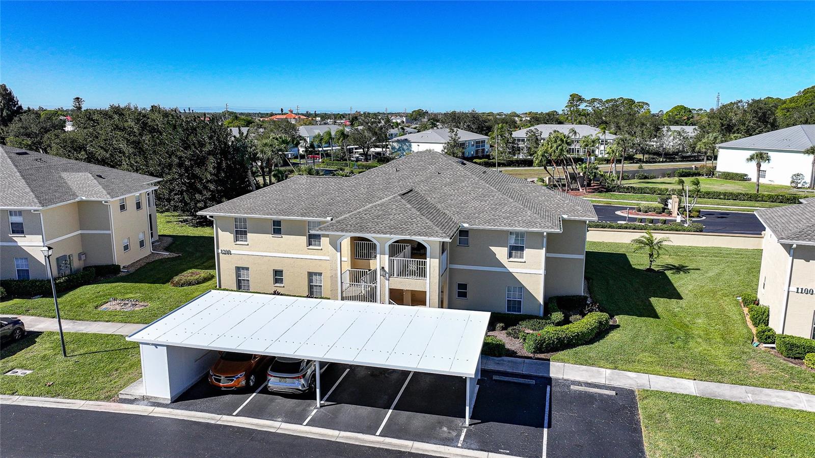 Image 39 of 51 For 5800 Sabal Trace Drive 1202