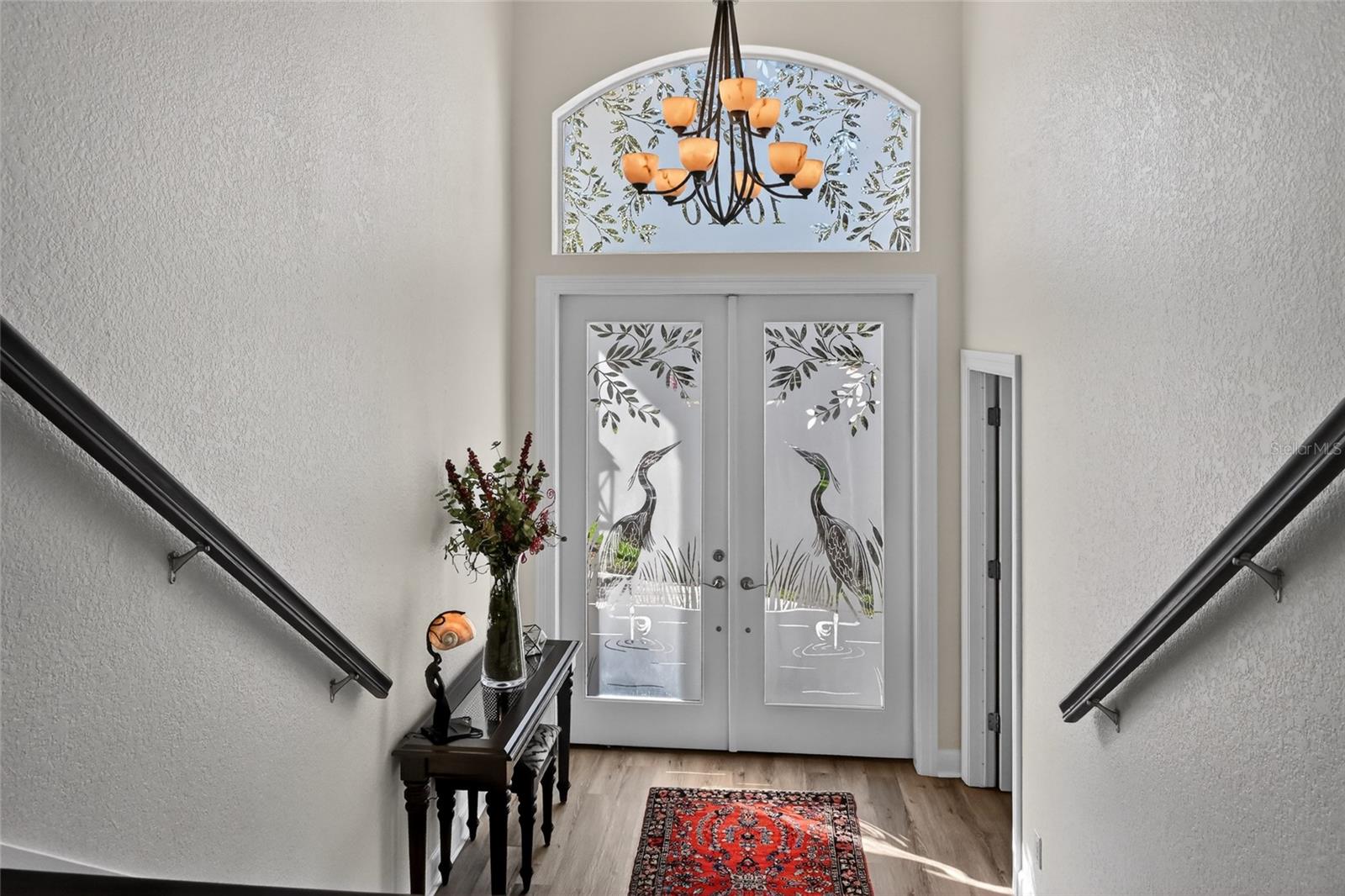 Image 13 of 95 For 10110 Creekside Drive