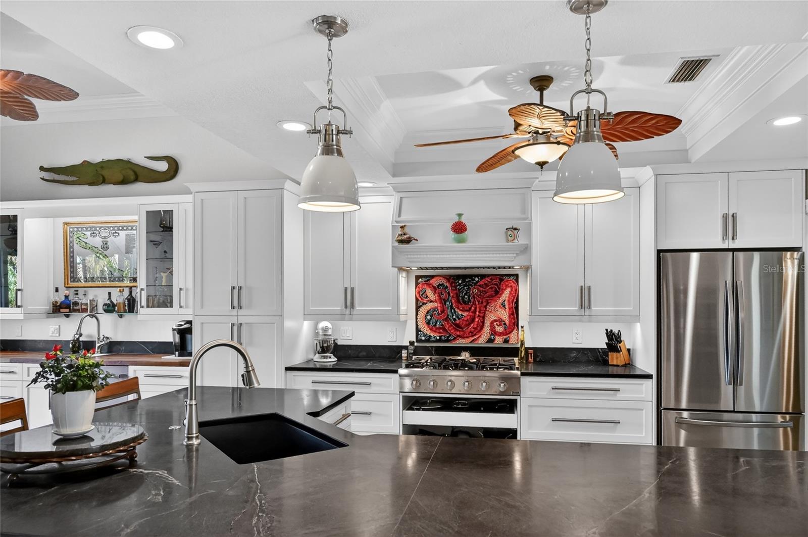 Image 30 of 95 For 10110 Creekside Drive