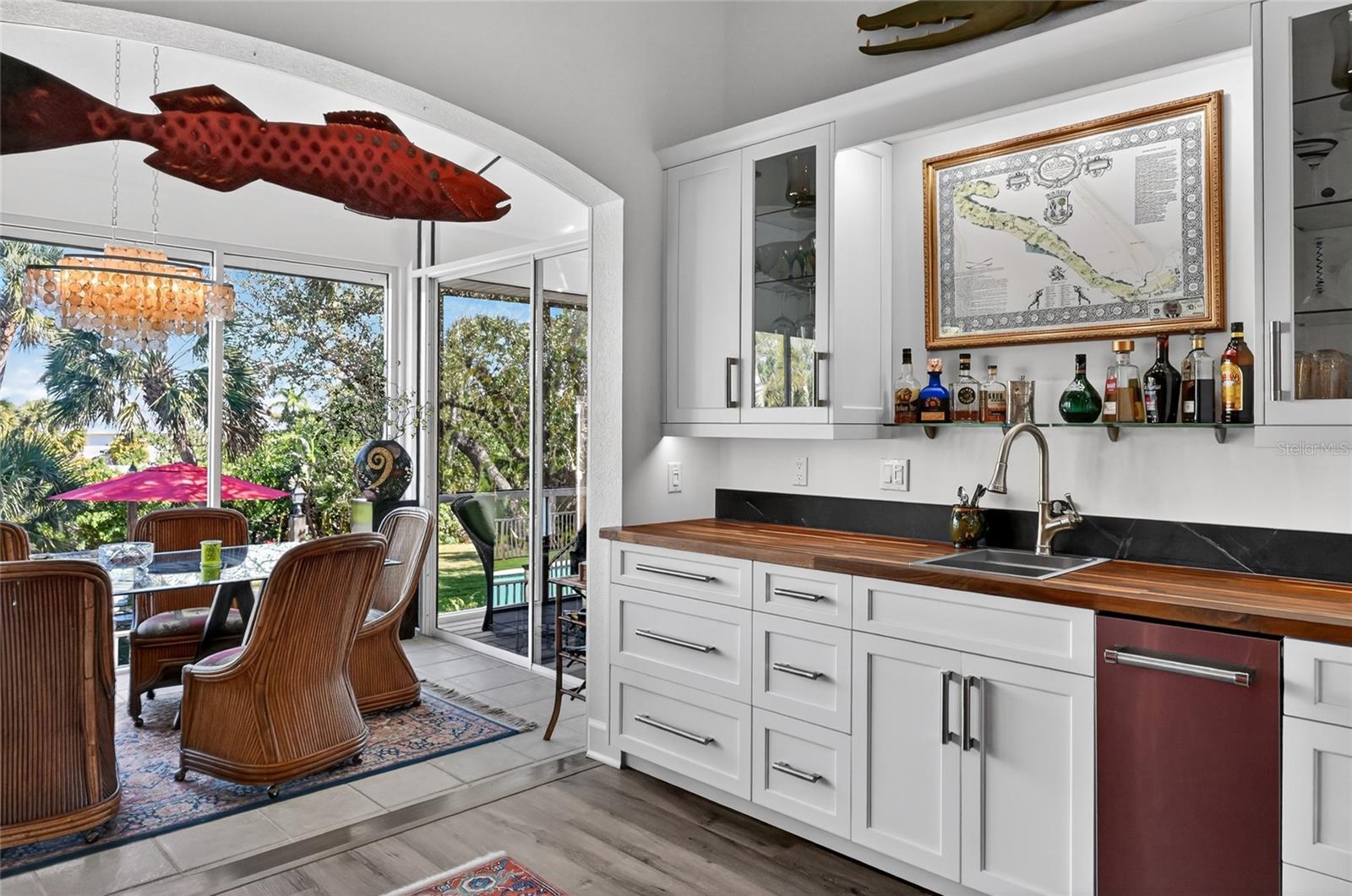 Image 32 of 95 For 10110 Creekside Drive