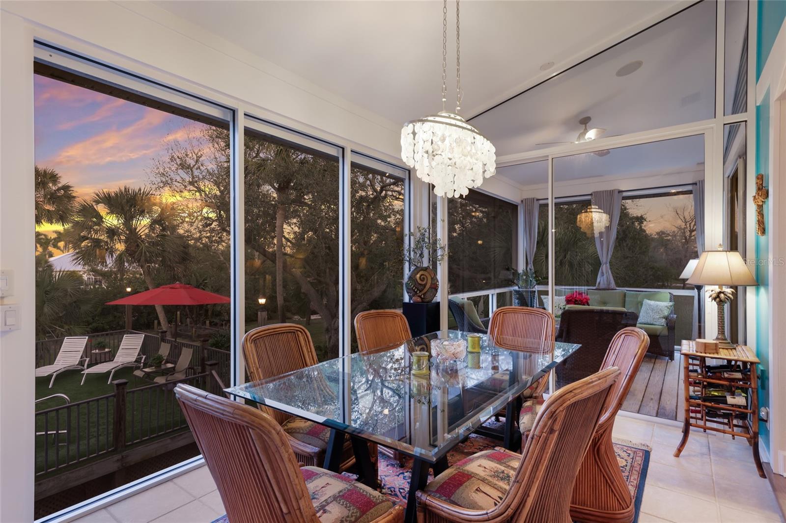 Image 56 of 95 For 10110 Creekside Drive