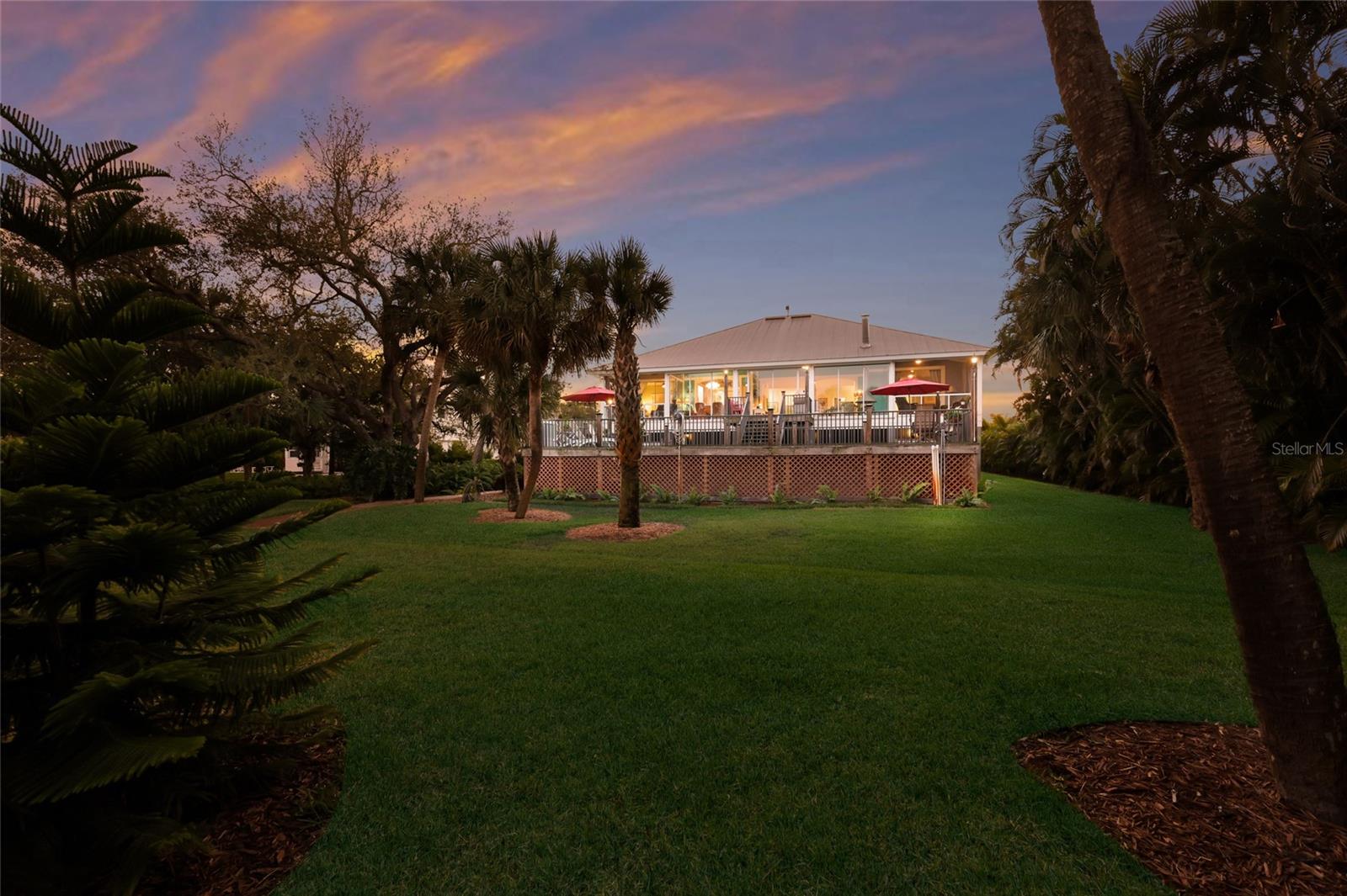 Image 87 of 95 For 10110 Creekside Drive