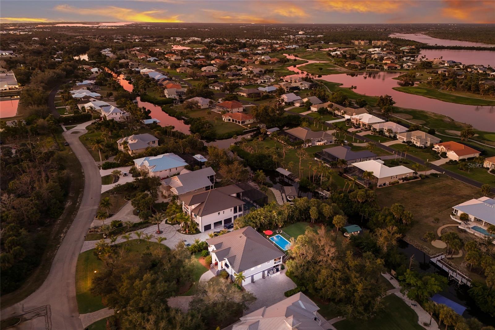 Image 89 of 95 For 10110 Creekside Drive