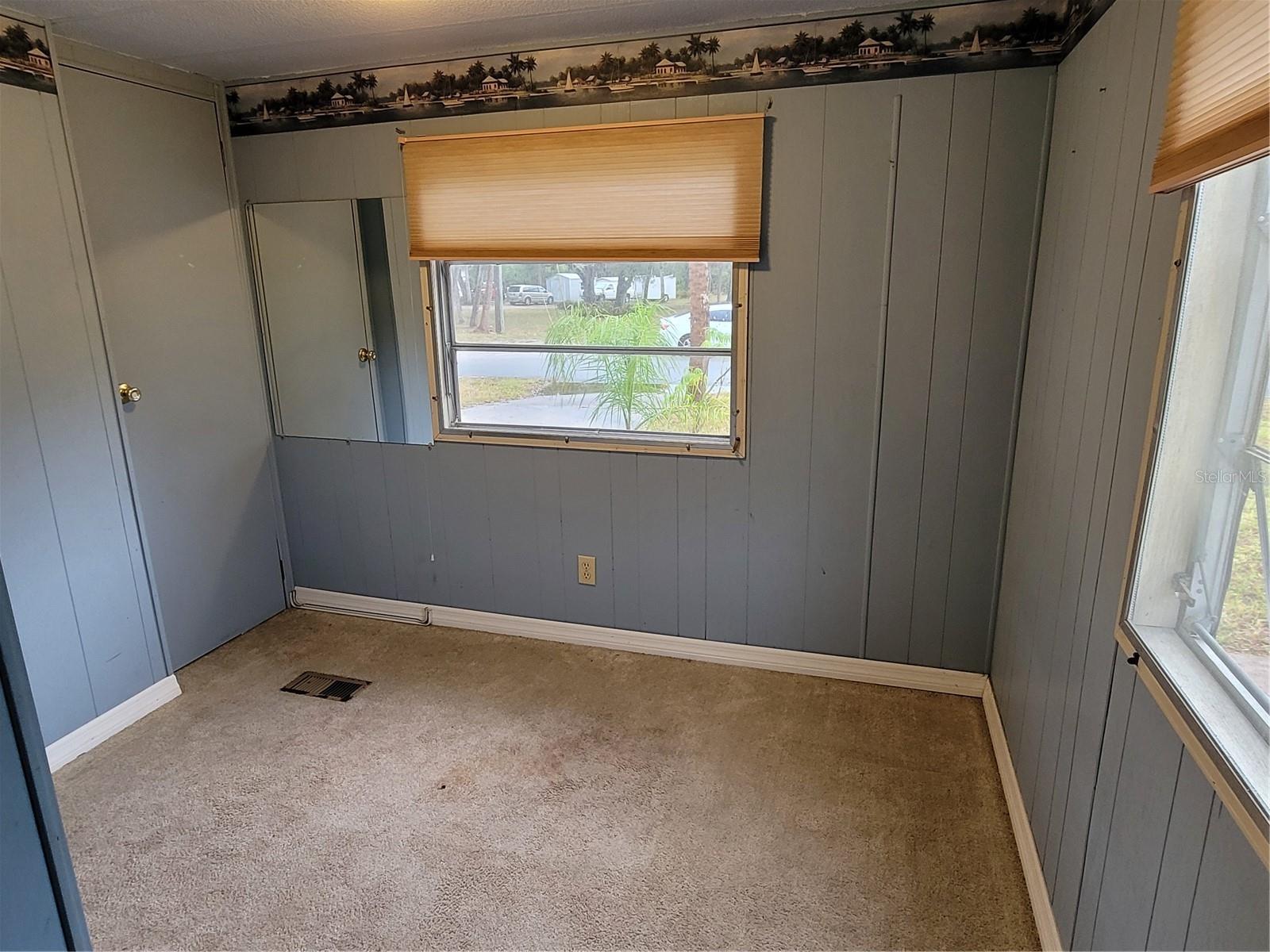 Image 8 of 20 For 1300 Seahorse Lane