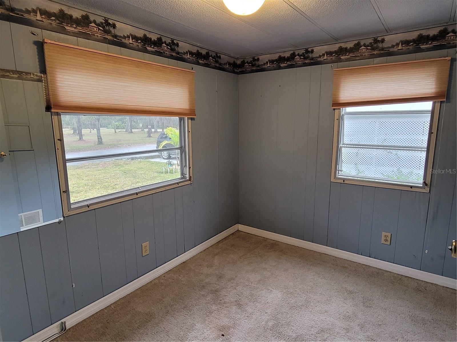 Image 9 of 20 For 1300 Seahorse Lane